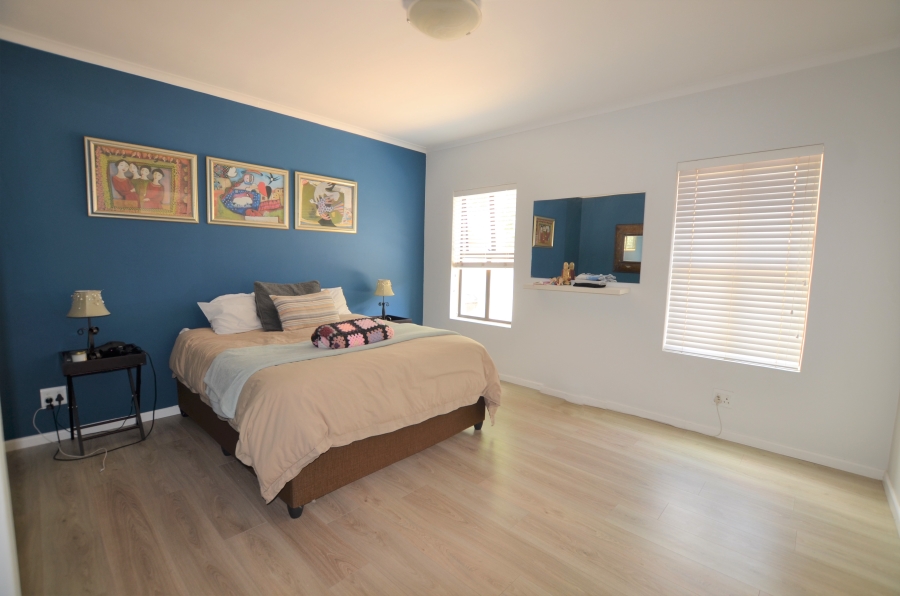 3 Bedroom Property for Sale in Heritage Park Western Cape